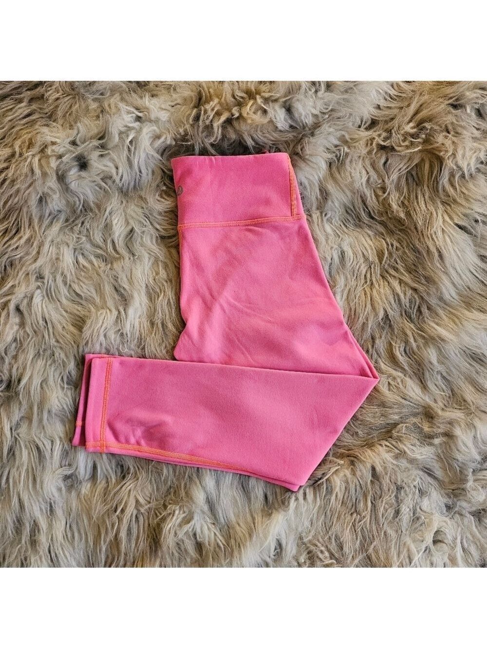 Lululemon Pink 7/8 Crop Leggings Large